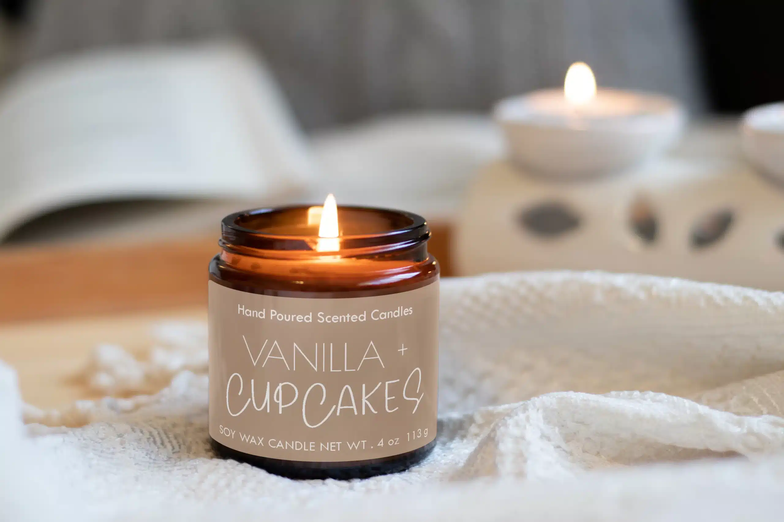 4oz Candle Vanilla + Cupcakes - Image 2