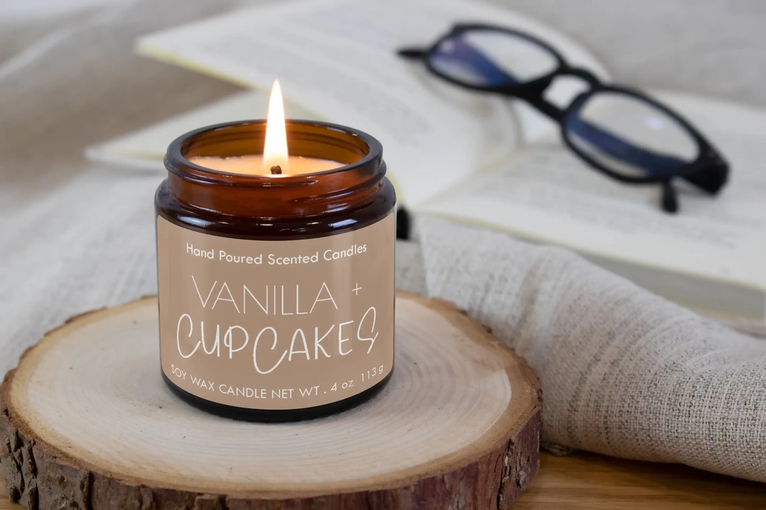 4oz Candle Vanilla + Cupcakes - Image 3